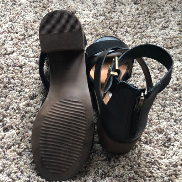 Steve Madden 2 inch Heel Sandals - Picture 4 of 5